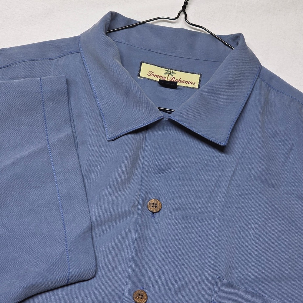 Tommy Bahama Button Down Shirt Men M Blue 100% Silk Short Sleeve Twill Camp